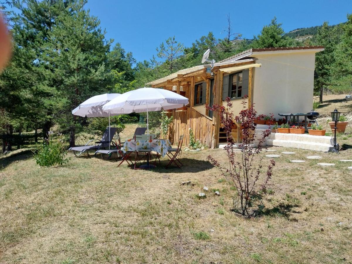 Petit Studio Dans La Prairie Saint-Auban  외부 사진
