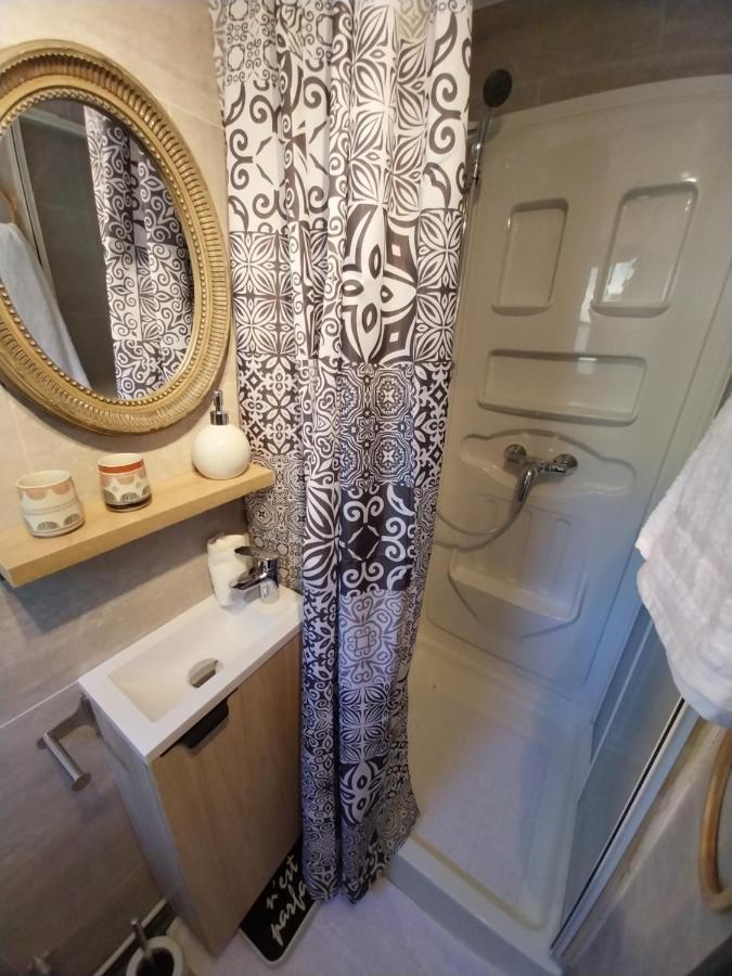 Petit Studio Dans La Prairie Saint-Auban  외부 사진